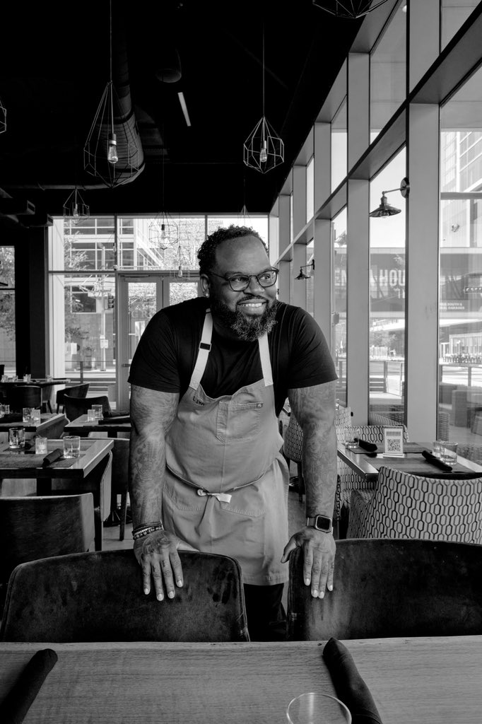 Kitchen vibes are good  …. 
So much to smile about it .. 
📸 @thelyonswood