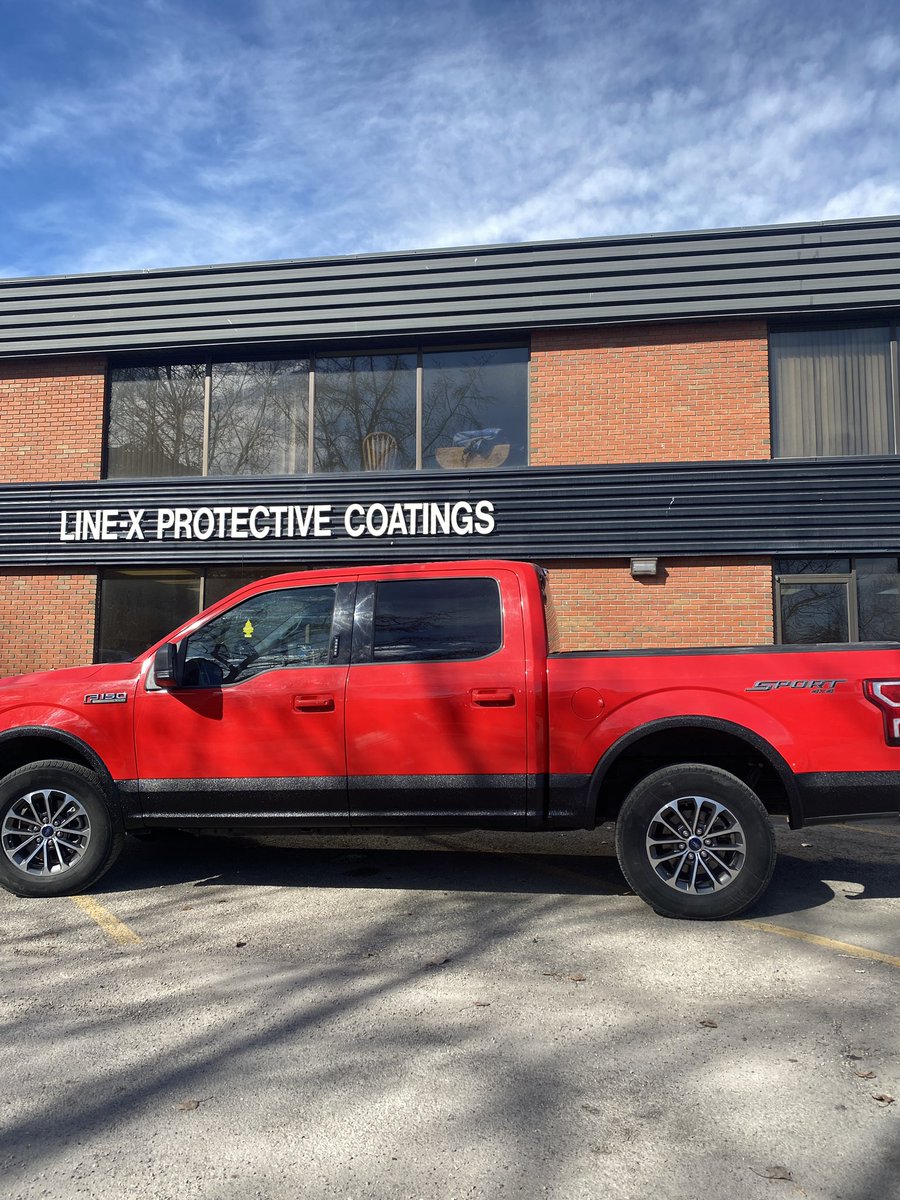 calgary_x's tweet image. 🎵Red,Red,FINE!🍷🎶
This Ford turned out GREAT!

📞North 403-291-3030
📞South 403-243-3779
CALL TODAY
•
•
#linex #linexit #trucks #calgarytrucks #albertatrucks #ford #dodge #ram #jeep #chev #toyota #bumper #bedliner #sprayin #strong #tough #protection #toughtrucks #calgary #yyc