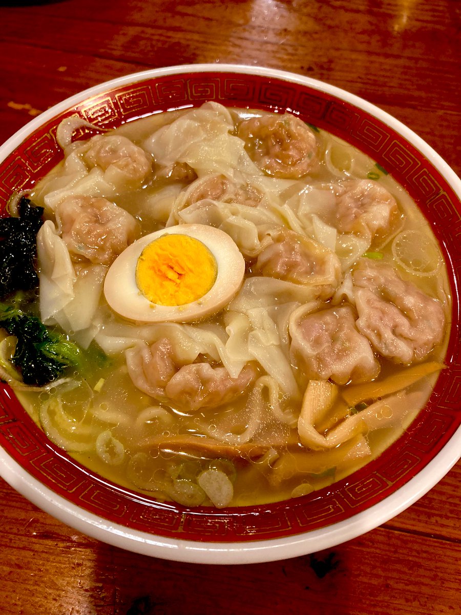 nawosan's tweet photo. 2日連続で喰ったワンタン麺🍜 https://t.co/OPkFPSJkZX