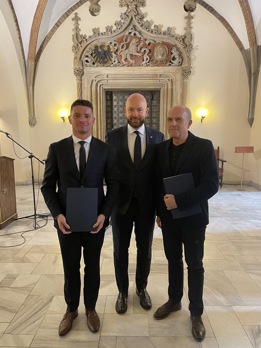 Wręczenie nagród sportowych za 2022r przez Prezydenta Wrocławia <a href="/SutrykJacek/">Jacek Sutryk</a> 
Dziękuję moim trenerom prowadzącym Kazimierz Bauer oraz Jurij Szyczkow z WKS Śląsk Wrocław za poprowadzenie mnie do złotego medalu Igrzysk Olimpijskich Niesłyszących w Brazylii.