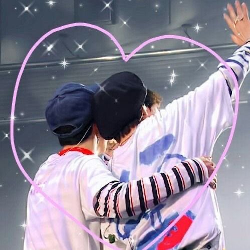 <3 best two kitties @fvckedupjrmy