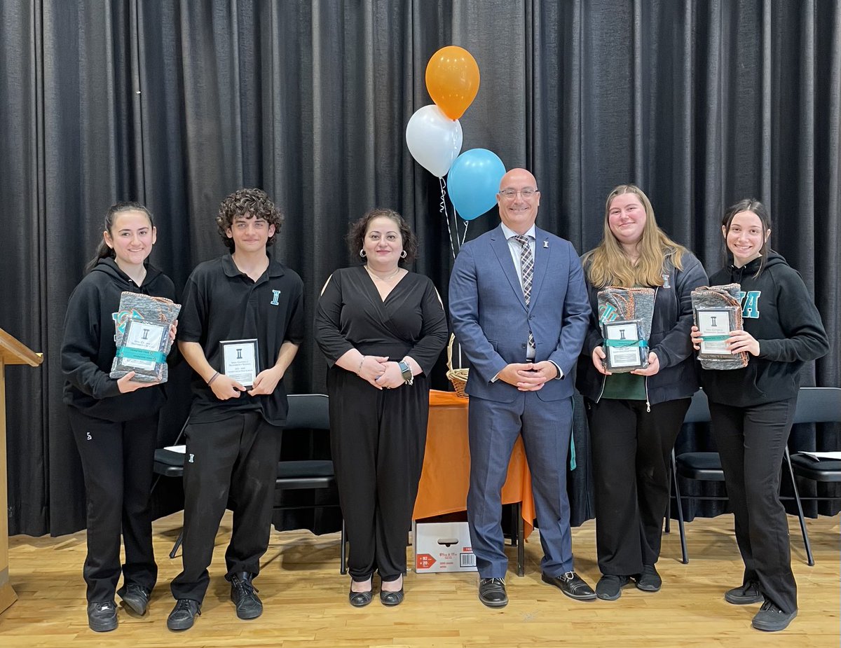 Well Done Dolphins!!! Congratulations to Noah (9), Maya &amp; Erika (10) and Ariana (11); our highest academic averages achievers in the 21-22 school year.