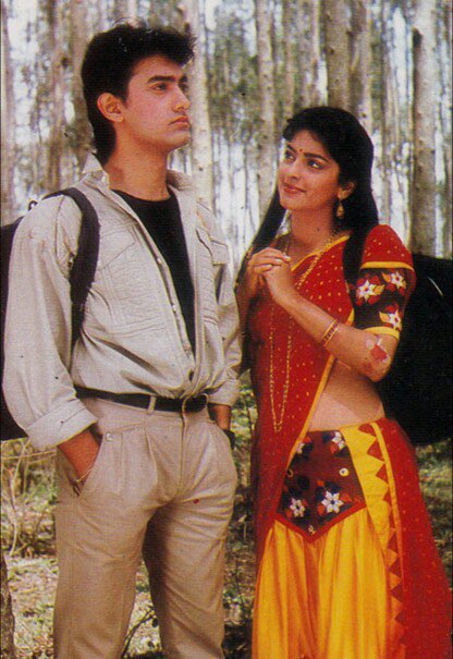 Team_JuhiChawla's tweet photo. Innocence, Sweetness and Cuteness ....
@iam_juhi mam and Aamir Khan Sir on the sets of Qayamat Se Qayamat Tak ..❤️❤️
#AamirKhan #JuhiChawla  #35YearsOfQayamatSeQayamatTak #35YearsOfQSQT https://t.co/xKdXPMkFpi
