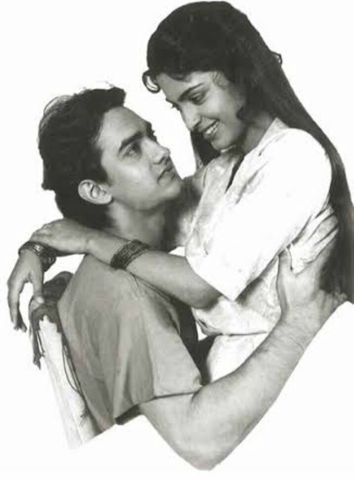 Team_JuhiChawla's tweet photo. Innocence, Sweetness and Cuteness ....
@iam_juhi mam and Aamir Khan Sir on the sets of Qayamat Se Qayamat Tak ..❤️❤️
#AamirKhan #JuhiChawla  #35YearsOfQayamatSeQayamatTak #35YearsOfQSQT https://t.co/xKdXPMkFpi