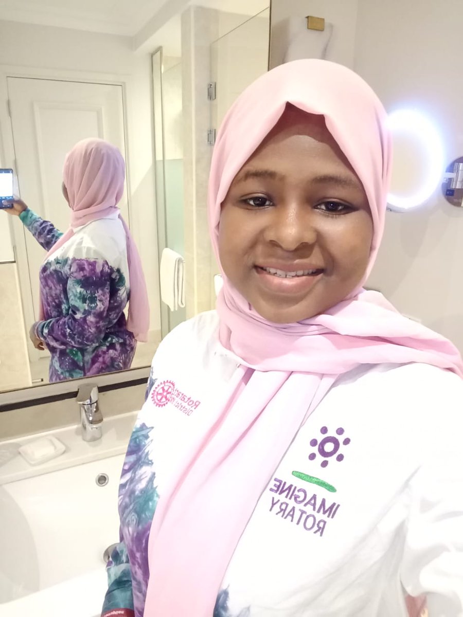 FausiyatOlolade's tweet photo. Alhamdulillah For The Journey So Far, Imagine Rotary Year (Ti Fe Tan) Create Hope In The World (Lo Ku Bayiii).May Almighty ease all our affairs 🙏

#39THDISCON
#RockcityExperience20.3
#rotaractdistrict9110 https://t.co/0lfDbQ3EUy