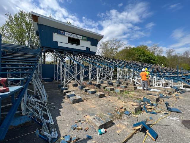 bbs_arch's tweet photo. On 4/22/23, BBS took part in the ground breaking for the Hempstead HS multipurpose athletic field, bleachers, press box &amp; lights.   Student athletes &amp; community members look forward to using the facility beginning in Fall '23. 📷 Hempstead Schools &amp; Park East Construction https://t.co/IBjTc0sh1t