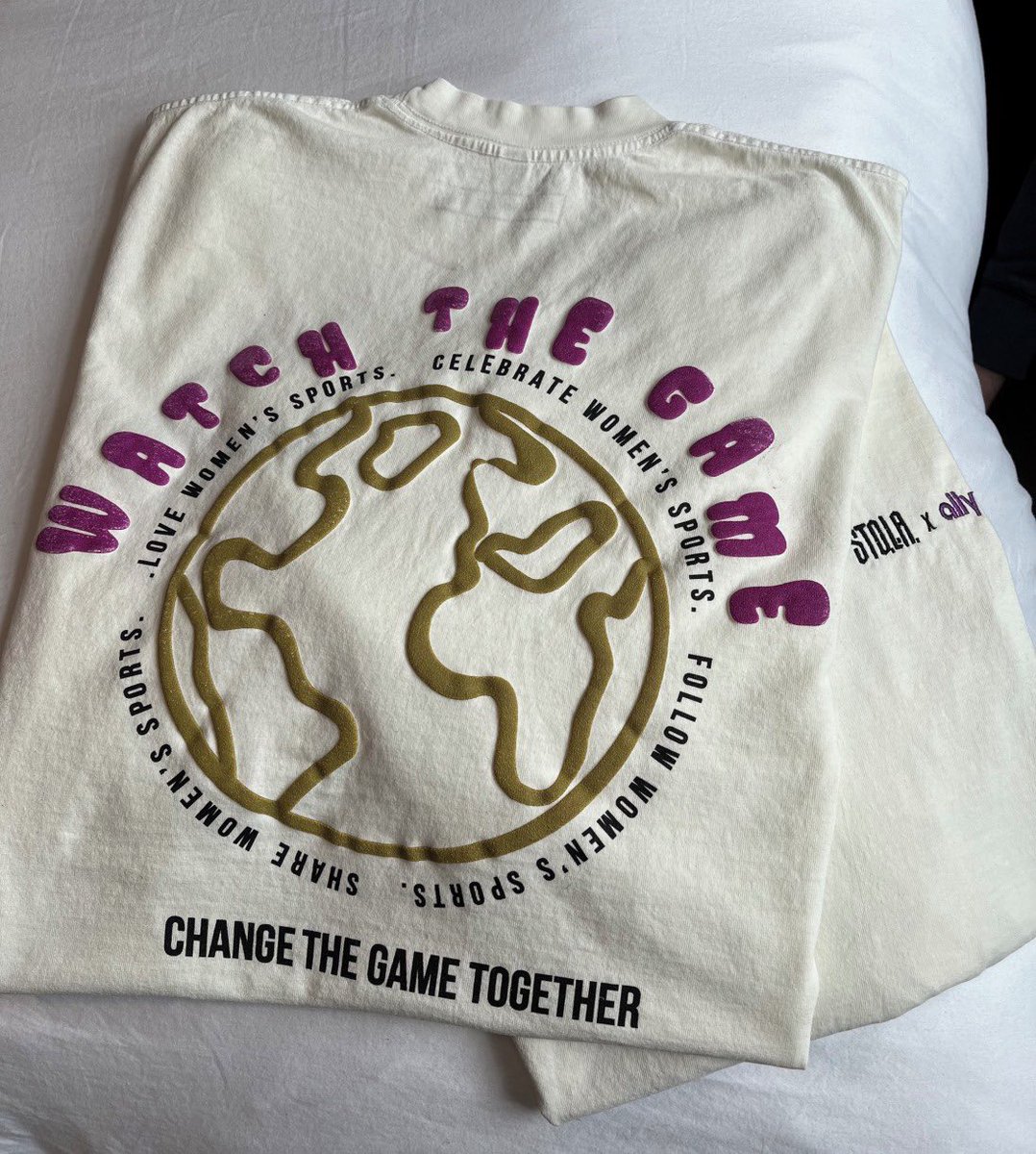 JamiaFields4's tweet photo. @ally is donating to @nwsl_players' Support the Players NET Fund so I designed a custom @Stoiclosangeles t-shirt to show my support! #ad See how you can donate here: https://t.co/Wp16ZSEUGb https://t.co/geRWj3iDHl