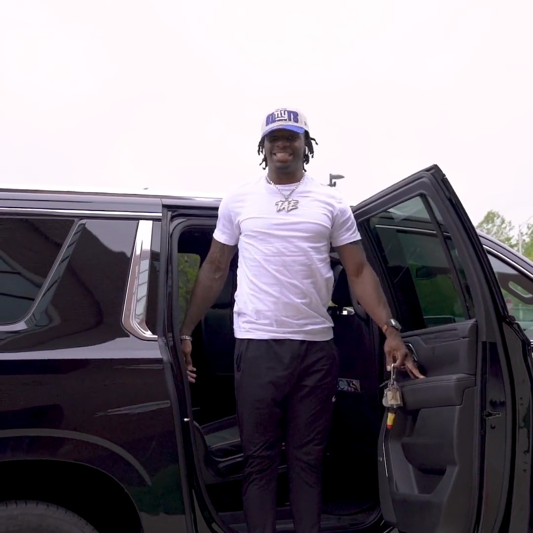 New York Giants On Twitter HE HAS ARRIVED IamDeonteBanks new-york-giants-on-twitter-he-has-arrived-iamdeontebanks