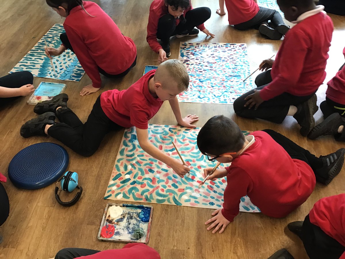 HGPAMissCook's tweet photo. This  afternoon we were inspired by Gloria Petyarre and have created some wonderful aboriginal art 🎨#harrowgateacademy #harrowgateart https://t.co/xEmvwPfufg