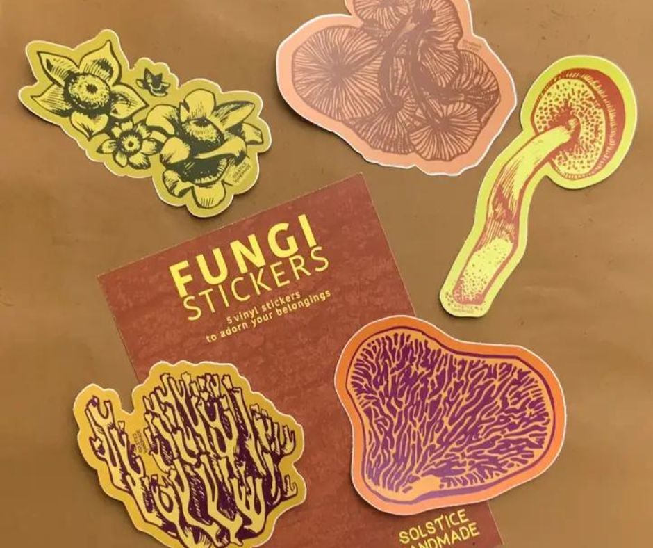 TELUS_Spark's tweet photo. ๐ HOLY SHIITAKE, CHECK OUT THESE NEW STORE PRODUCTS!๐
#DYK mushrooms are the fruit of an underground organism? In the form of #myceliumโthe vegetative part that consists of a mass of branching single-cell strands called #hyphae. (Last Of Us anyone?) https://t.co/L6G0FmgtwT https://t.co/FeRI2wGTzZ