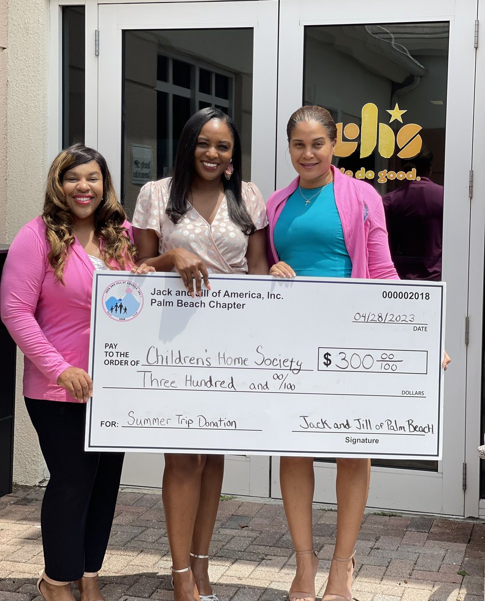 destinielaw's tweet photo. Extremely proud to serve in the Palm Beach Chapter of @JackandJillInc. Our Chapter’s donation will help homeless children residing at the @HelpFLKids take a summer trip to Universal Studios. Many of these children have never traveled outside of our county. #ForAllChildren https://t.co/wXi2qs80jq