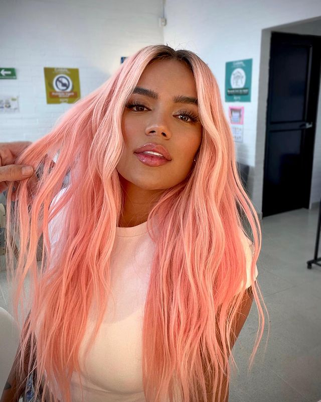 Karol G is art 🤤