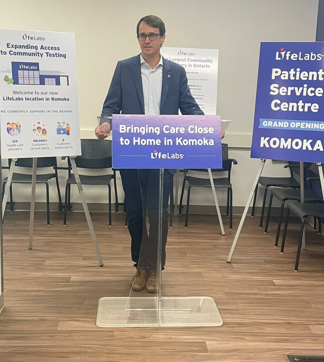 Monte McNaughton on Twitter "Enjoyed joining lab technicians and the team in Komoka, Ontario