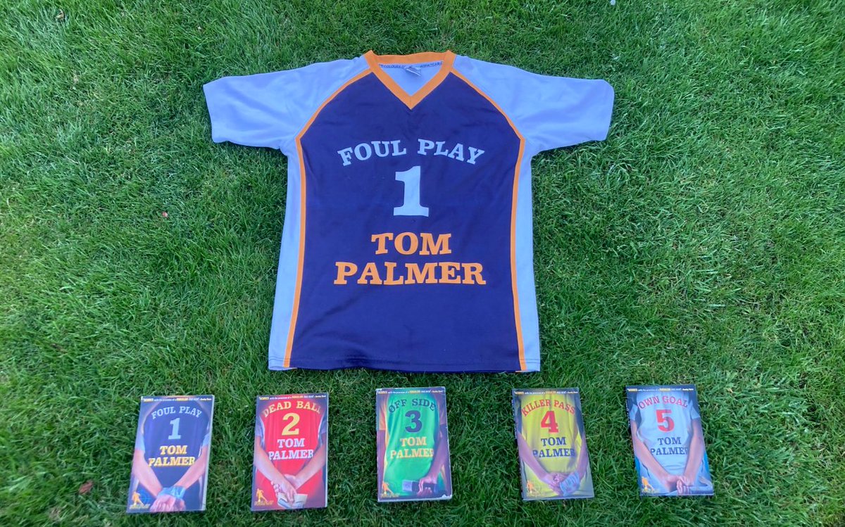 FOUL PLAY is 15 years old! 
Win a full signed set of the FOOTBALL DETECTIVE series - and the only and actual shirt from the cover.  
Please RT to compete. With thanks. 
Deadline: May 1, midnight. tompalmer.co.uk/foul-play/
#competition #giveaway