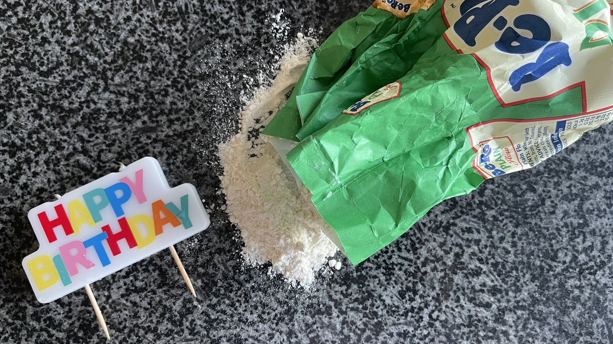 AW BLESS | An extra big shout-out to volunteer baker Hugh for juggling this week’s treats with embarking on his <a href="/DofEScotland/">DofE Scotland</a> …and to mum Marie for their timely delivery when celebrating a special birthday 🎂🥳 

A very happy birthday from all of us ❤️

‘Til next week!