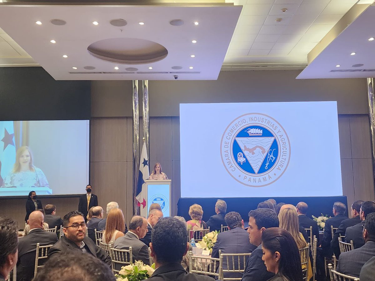 CorpDiplomacy's tweet photo. Felicitamos a la nueva Junta Directiva de la Cámara de Comercio, Industrias y Agricultura de Panamá (CCIAP), encabezada por Adolfo Fábrega García de Paredes, quien liderará durante el período 2023-2024. Les deseamos mucho éxito en su gestión. @CCIYAP https://t.co/o0cQ7Ud00L