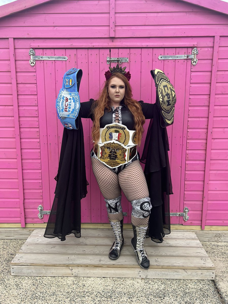 nightshadepw's tweet photo. 4 Belts Baby! 
#NightShadey4Belts https://t.co/JR1BPvaXlO