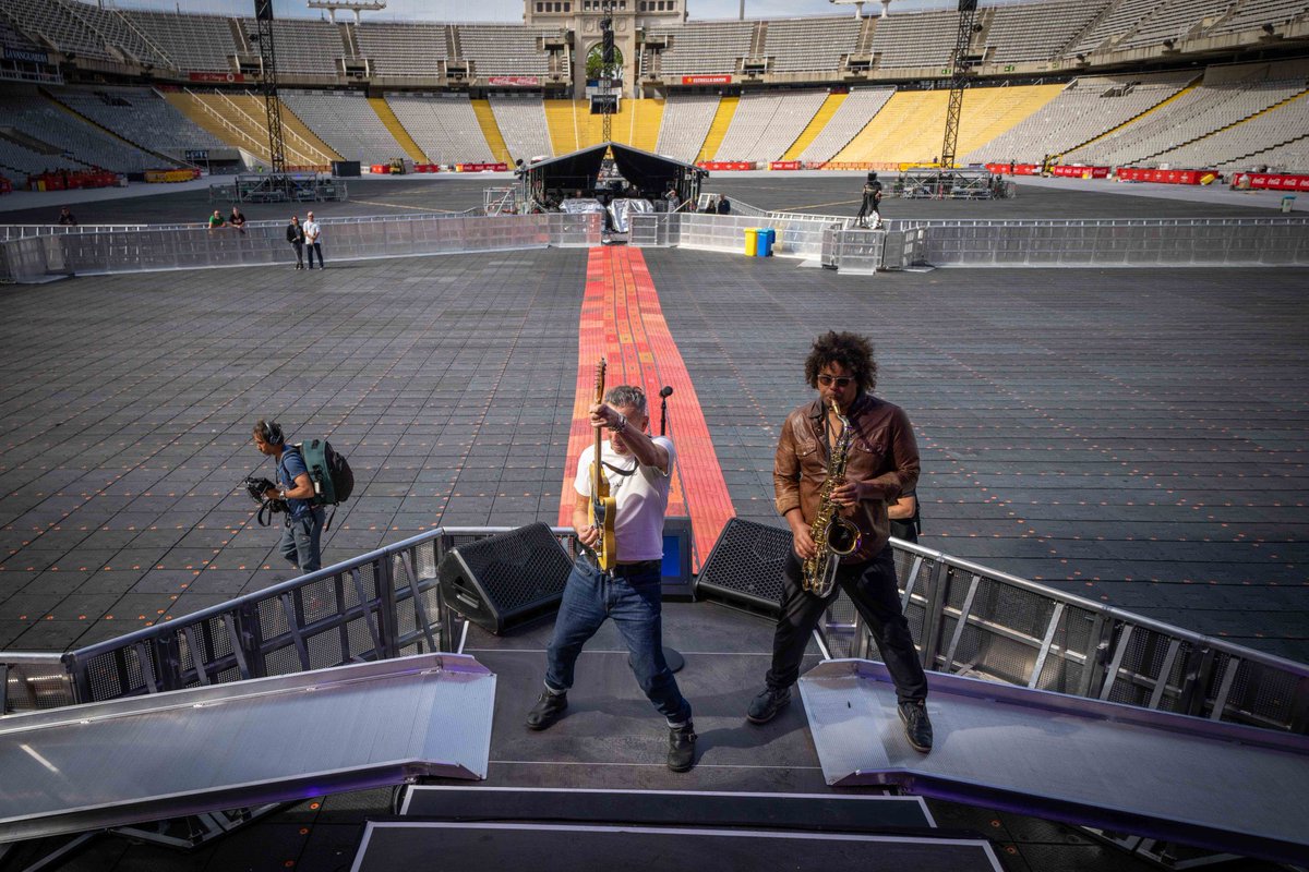 Albertmur3's tweet photo. This is gonna be a great night 📸: Rob DeMartin @springsteen #Barcelona #springsteenworldtour2023 #nosurrender #estreetband #nosurrender #thewaitisover https://t.co/p6k3vyCvS9