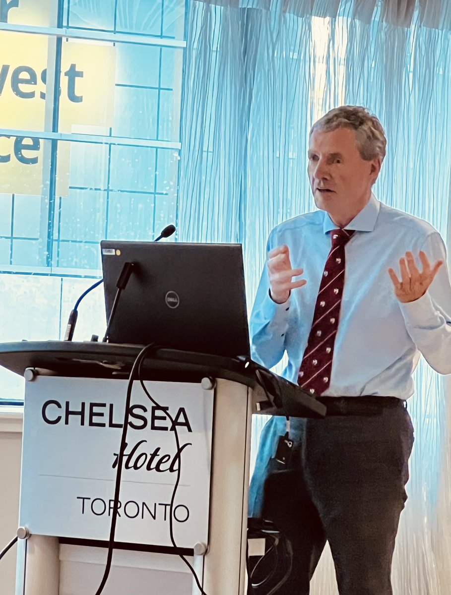 _CSSO's tweet photo. “Innovate but don’t get distracted by fashion and the shiny new thing” and a few lessons from decades of #surgonc experience by Pr Brendan Moran, Walley Temple lecturer at #CSSO2023 👏🏻 https://t.co/u70SQrcepm