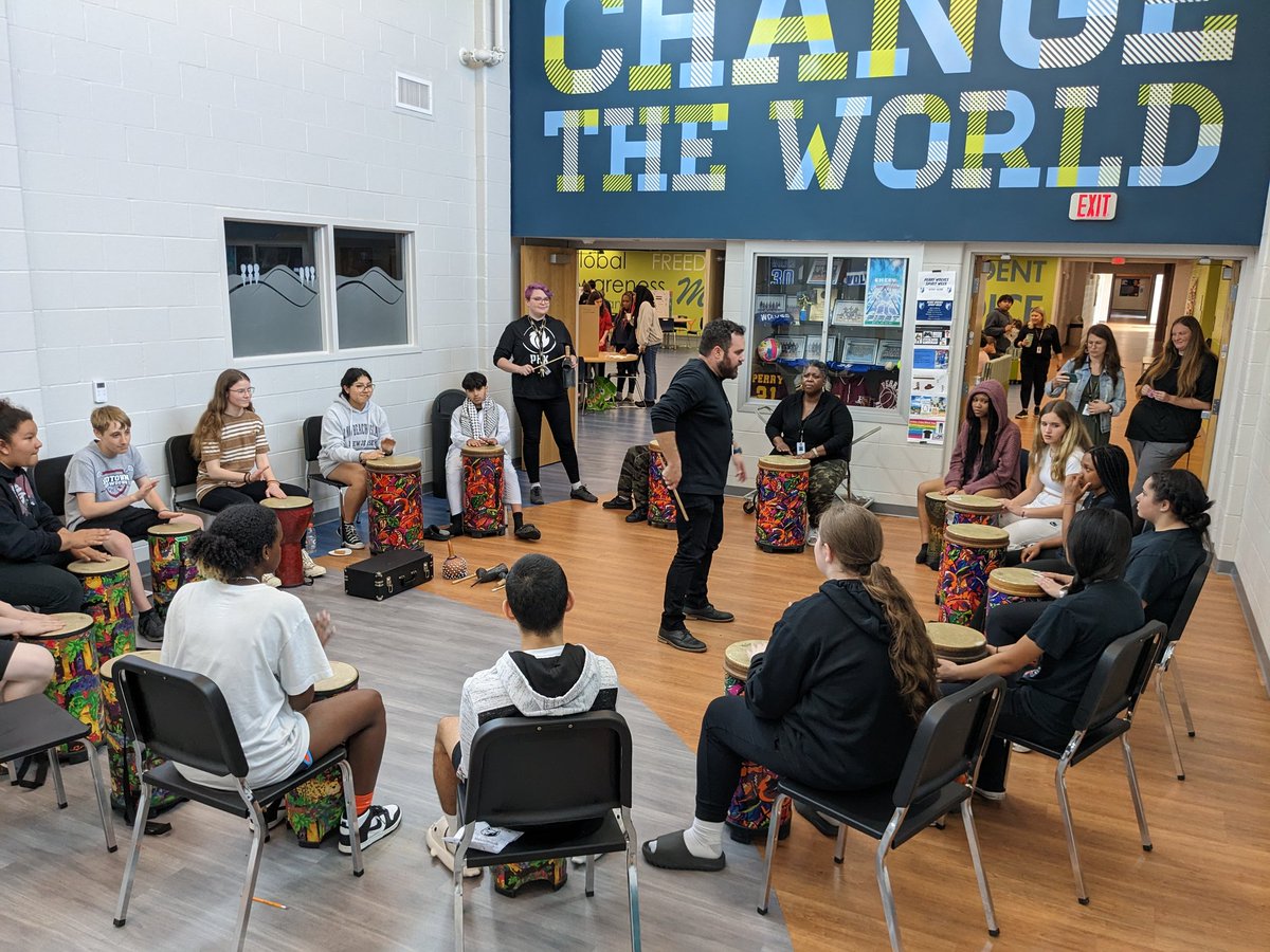 Can you spot @WorthingtonDEI joining  <a href="/PerryMSWolves/">Perry Middle School</a> students during their amazing Culture Celebration Day? Such a great day for these kids! #ItsWorthIt