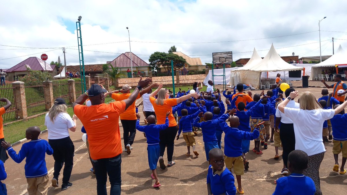 WVRwanda's tweet photo. It's been an amazing week as hundreds of children in Gisagara chose their sponsors.Nine sponsors from the USA also physically participated in this event. #Chosen is a World Vision initiative where children have the power to choose their own sponsors.

#Chosen #WorldVision https://t.co/BqwW10wL4X