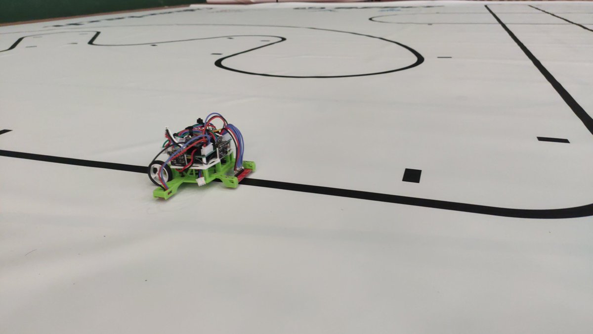 Aquí unas fotitos de nuestros robots de Cybertech 2023!! Podio de Classic, Sumo y Pro! Enhorabuena a todos, qué gran competición!!