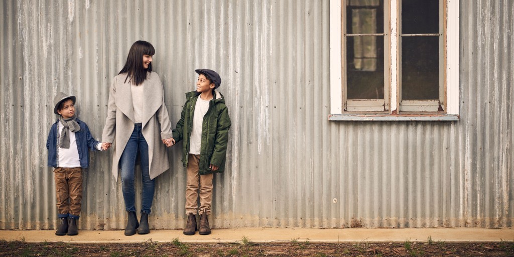 Multi-tasking mom.

Give the person who does it all the boot that does it all—and keeps her comfortable every step of the way. Thanks, Mom!

#Blundstone #Moms #BlundstoneCanada #MultiTaskingMoms #MothersDay
#May14