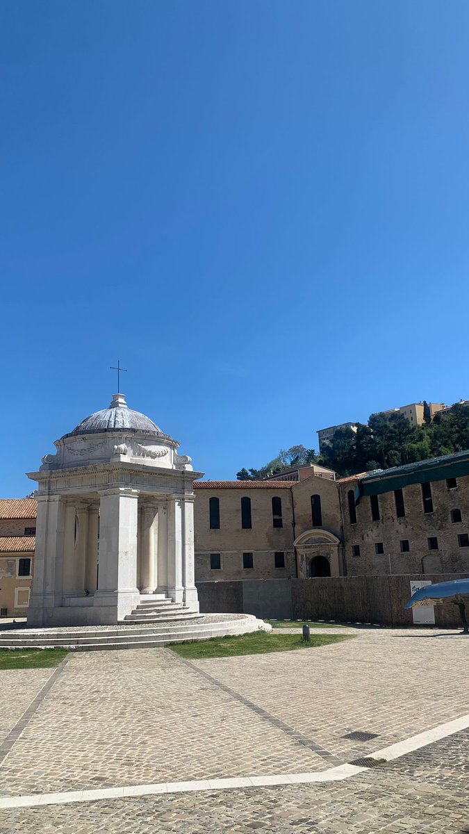 IsaGrassano's tweet photo. Ho avuto il piacere di essere tra i protagonisti di un talk, voluto dalla Camera di Commercio delle #Marche e alla Regione Marche. L’obiettivo è quello di promuovere un turismo lento, facendo leva sulla qualità delle produzioni agricole e #alimentari
#marcheinside #relatrice https://t.co/RHRamb6r6O