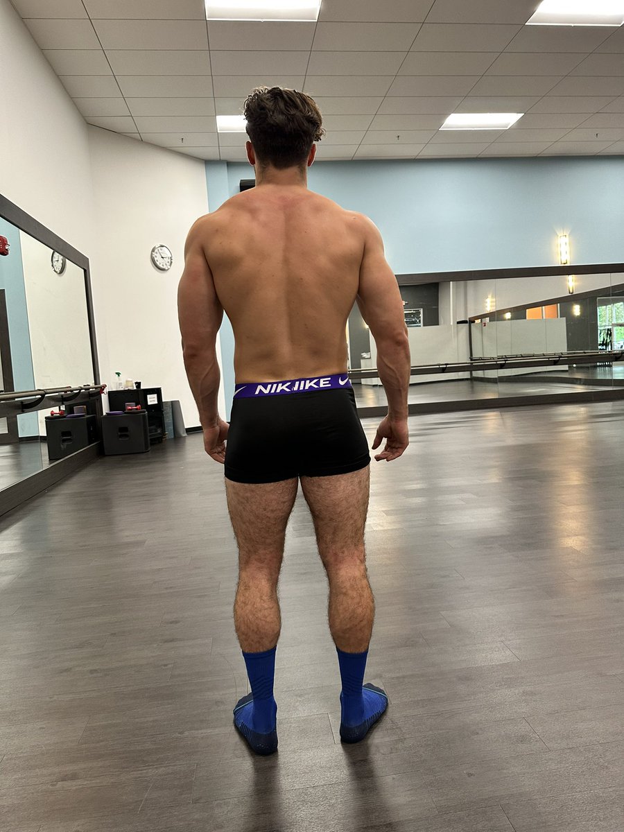 LeviConely's tweet photo. Physique Update 💪🏼 https://t.co/oG9x5EWbCu