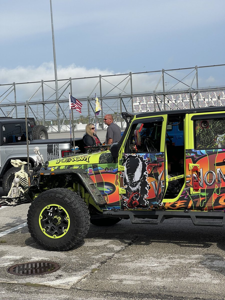 MyersKurt's tweet photo. Jeep Beach 2023!! This morning pics and video. #jeepbeach2023 #jeepbeach #jb23 #wacky4x4 https://t.co/tIunEwQKBX