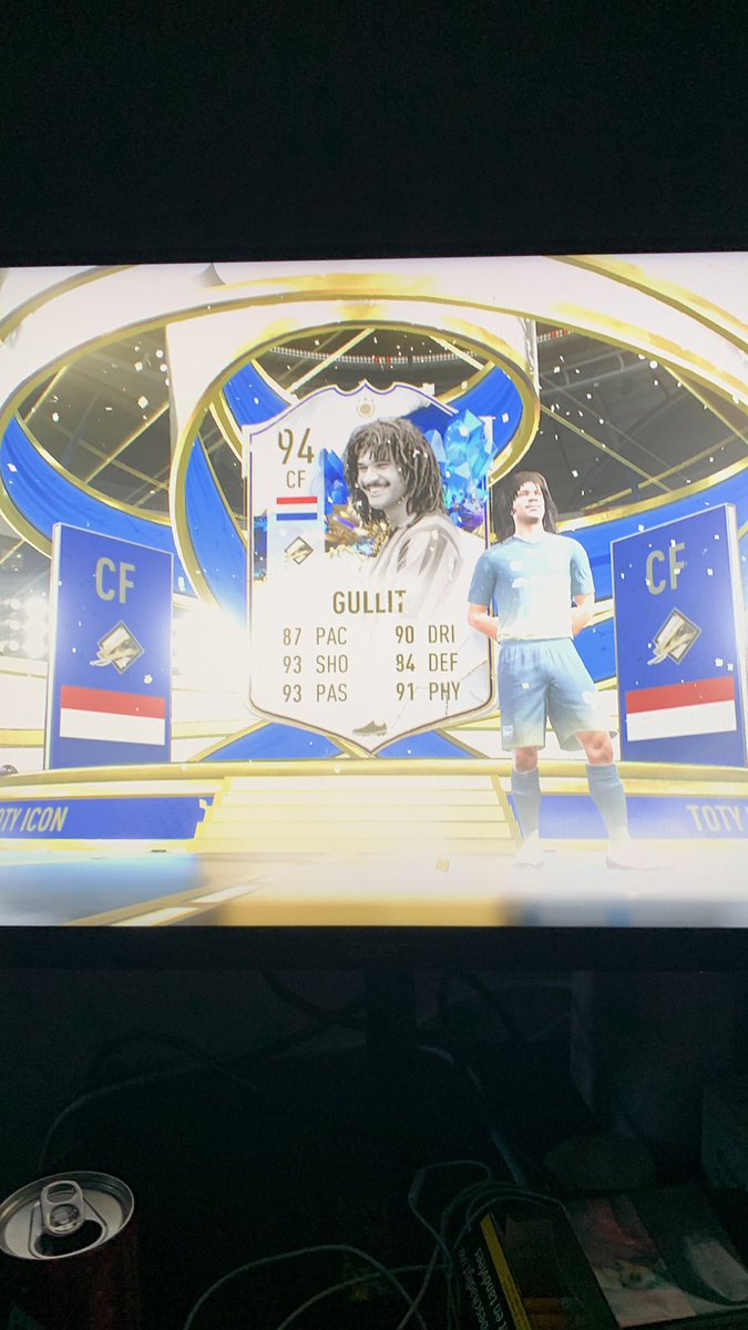 cubehrr's tweet photo. @Nick28T just got this https://t.co/QoC7OfkNuW