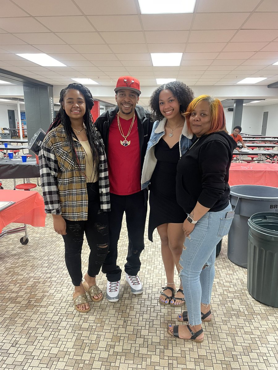 Breanna Jones tweet media