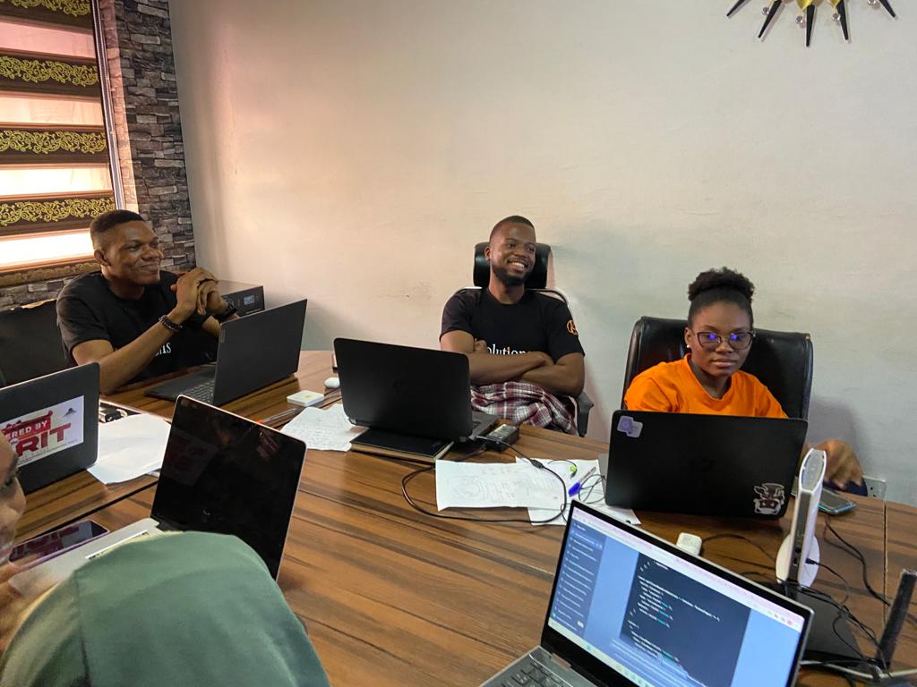 ksolutionsng's tweet photo. It's an atmosphere of fun and team bonding today at @ksolutionsng as our team members engaged in  activities to relax our minds

The atmosphere was set by our founder @kenny_ib who reviewed our just concluded project and expressed his happiness in the performance of the team

1/2 https://t.co/ve0sohLdMl