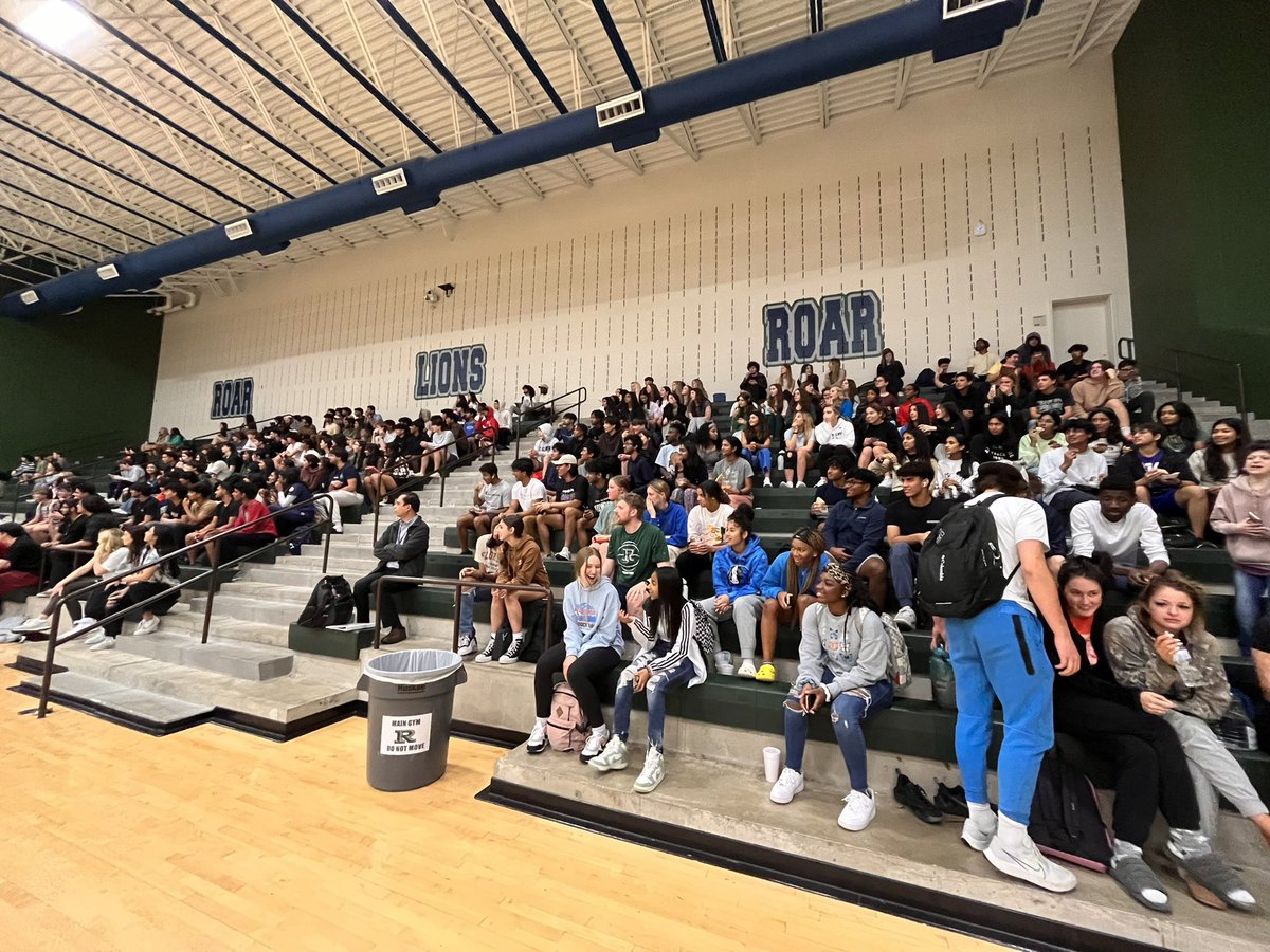 AshleeGraham84's tweet photo. The LIFE in a high school is unmatched. It was so great to hear all the kids rooting for their Ts in the RHS Student v Teacher 🏀 match! And these math Ts put a new spin on MATHLETES. 🤓💪🏼🤪 The kids also got a visit from a famous 🐮 we love! 🫶🏼 #RHSRoar #EatMorChikin @ReedyLions https://t.co/ZmQQAin5fK