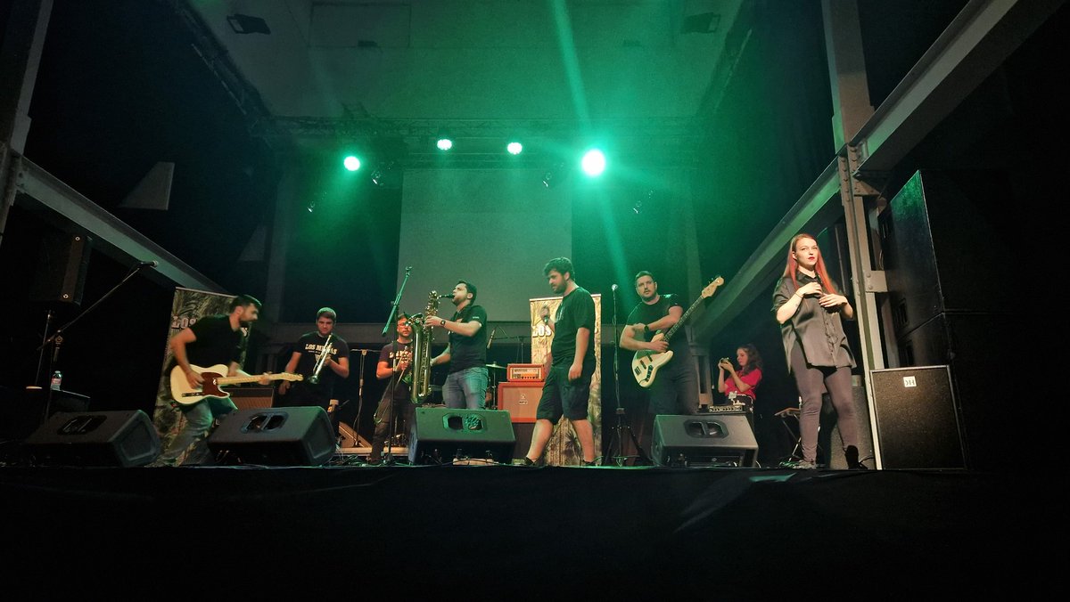 IMPULSA_CyL's tweet photo. ¡Y seguimos! 🤟 Desde Coca #Segovia tenemos a @LosMejiasRock, con el #rock más festivalero. 🎵🎸🎤🕺💃

#PREDIFEST https://t.co/MdMDS2WKny