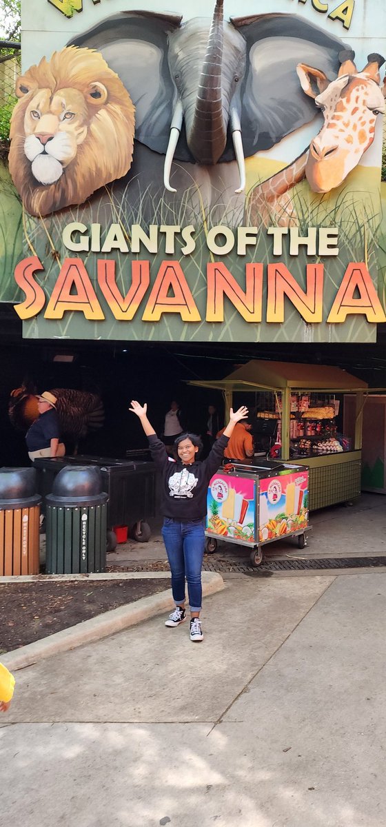 Vibha was a zoo volunteer and knows lots of the animals by name! Checkers, the Chinese Alligator, is her favorite! #NTBA2023 <a href="/NewTechCoppell/">New Tech High @ Coppell</a> <a href="/DallasZoo/">Dallas Zoo</a>