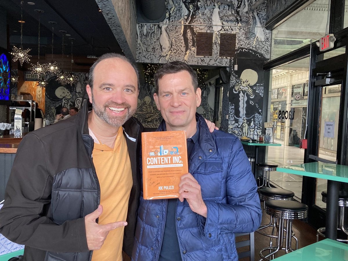 JoePulizzi's tweet photo. Fun lunch today @BarrioCLE with @DaveHertig prepping for #CreatorExpo on Monday. See you all soon! https://t.co/0IZCShzBtK