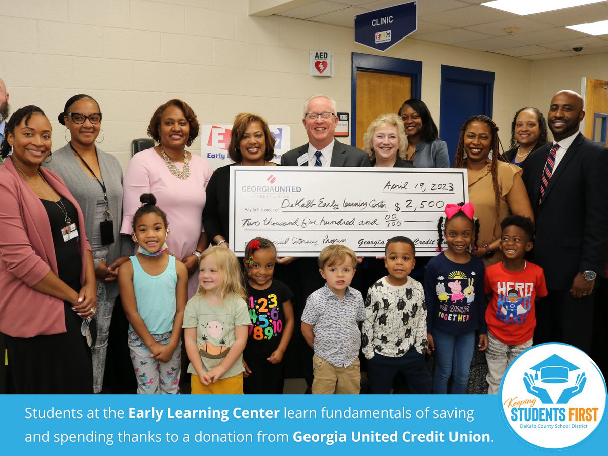 DeKalbSchools's tweet photo. #DCSD students at the Early Learning Center learn fundamentals of saving &amp; spending thanks to a $2,500 GUCU donation! 😊 The donation will support the school’s first Financial Literacy Week (May 15-19).  #DCSDNews: https://t.co/CtFUdEy8ci.

#iLoveDCSD💙🧡  #KeepingStudents1st🥇 https://t.co/uIrIrwSghL