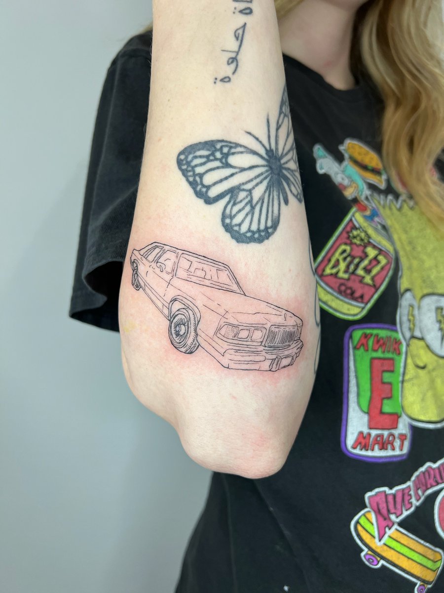 paint771's tweet photo. @adammarkbrazier @dmoon Returning to Twitter for one tweet only to show you the tattoo my little sister, a true connoisseur of bad tattoos, got recently of that car (which was named the Manilla Gorilla). https://t.co/xmC1KwIgkR