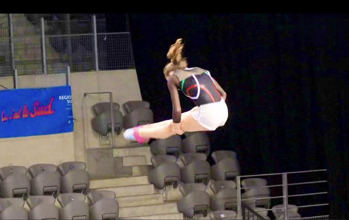 MarikaRoman's tweet photo. A lâ#Azurarena pour lâ Antibes international Trampoline Cup đ50 participants, 6 nations, un beau spectacle pour les grands et les petits đcâest jusquâĂ demain aprĂšs-midi #Paris2024 #SportAntibes https://t.co/1P2r9otVUu