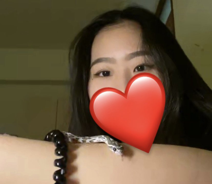 八六回家以後第一次出來玩
（輝常可愛🥹🐍 https://t.co/uKUyF5ZyaG
