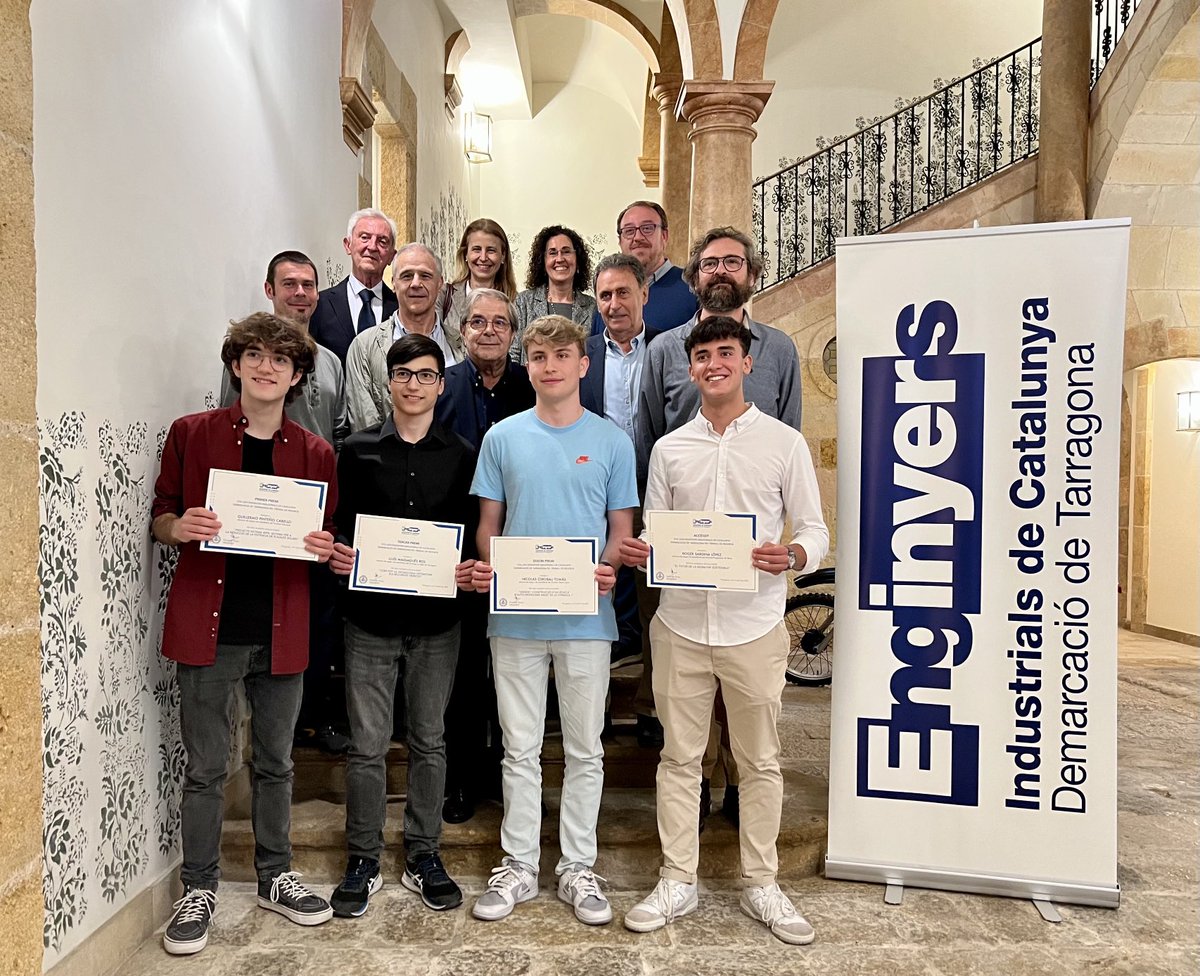 Un plaer participar com a jurat de la XV Premis als Treballs de recerca de Batxillerat del COEIC de Tarragona ⁦<a href="/Enginyeria/">Enginyers Industrials de Catalunya</a>⁩. Una edició plena de talent, molt sostenible i innovadora. Gràcies Maria Mas ⁦<a href="/aeqtonline/">AEQT</a>⁩ i Joan Munt ⁦<a href="/MutuaEnginyers/">La Mútua dels Enginyers</a>⁩.