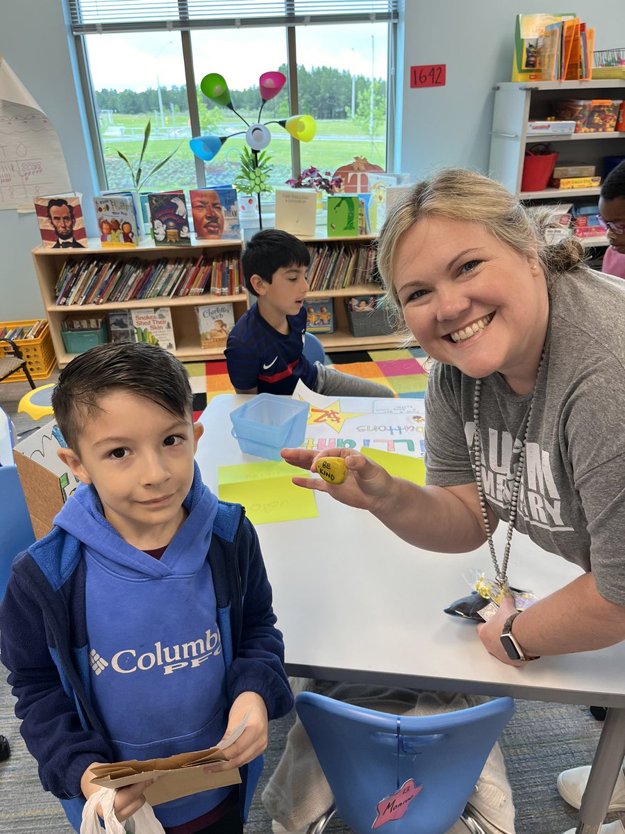 Our 2nd graders hosted their annual Economics Fair 💰 Some of the services/items for sale were: wallets, magic tricks, jewelry, airplanes, painted rocks, gems, face painting, trophy drawings, and so much more. Great job, 2nd grade! <a href="/baucomes/">Baucom Elementary School</a> #soaringtonewheights