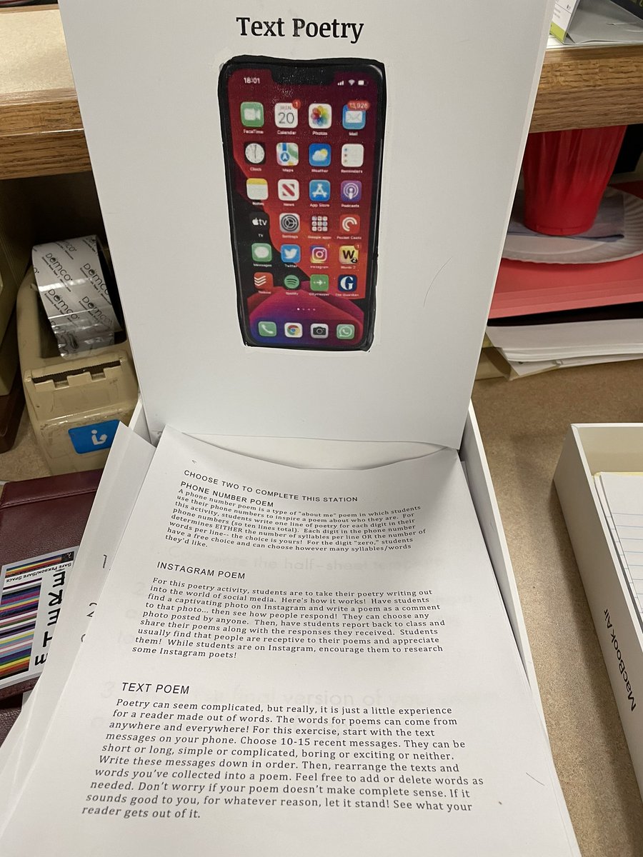 oonziela's tweet image. April showers of words today in @LibraryPths for #NationalPoetryMonth Young poets creating &amp;amp; reading- #madlibs #foundpoems #blackoutpoems &amp;amp; so much more! #studentvoice #studentchoice Thanks Ms. B!!! *Photo credit @RichHayzler #peqpantherpoetry @Peq_Curr_Inst @MichaelPortas