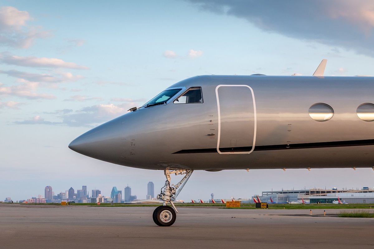 WingAviation's tweet image. Managing one of the largest and most exclusive charter fleet under certificate in the central U.S. requires a great deal of care and sophistication. That’s how Wing has earned the trust of many Gulfstream owners - including clients based in Dallas, Texas. #KDAL #GIVSP