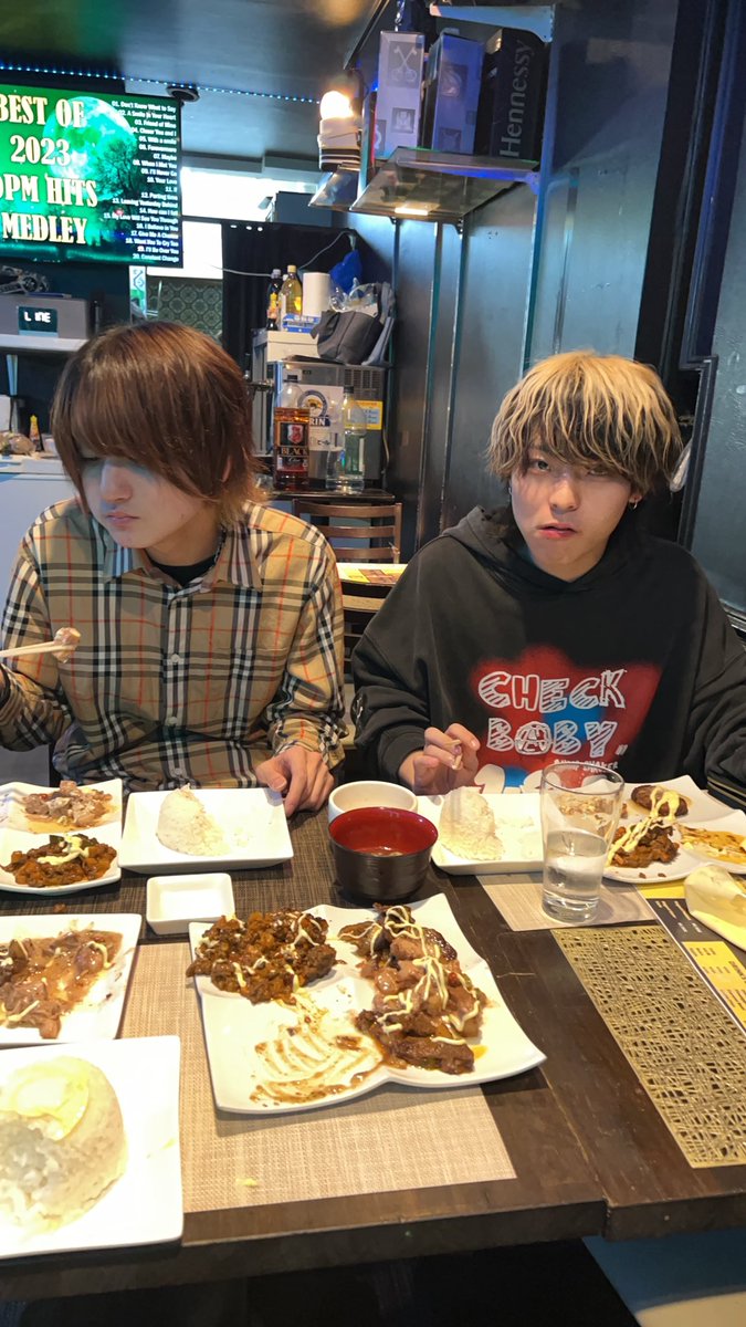 willian0216FF's tweet photo. たまに食べるフィリピン料理おいしい https://t.co/QG3L5VVAAX
