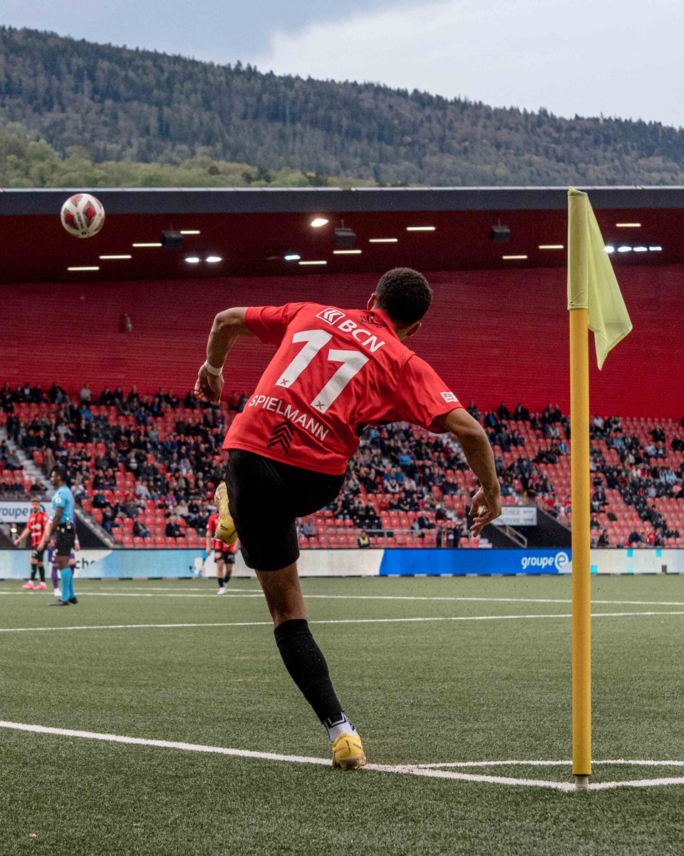 Malgré une belle prestation des Rouge et Noir, les Xamaxiens concèdent le nul en fin de match contre le FC Thoune 🔴⚫️

#allezXamax #SangRougeNoir #Nerienlâcher