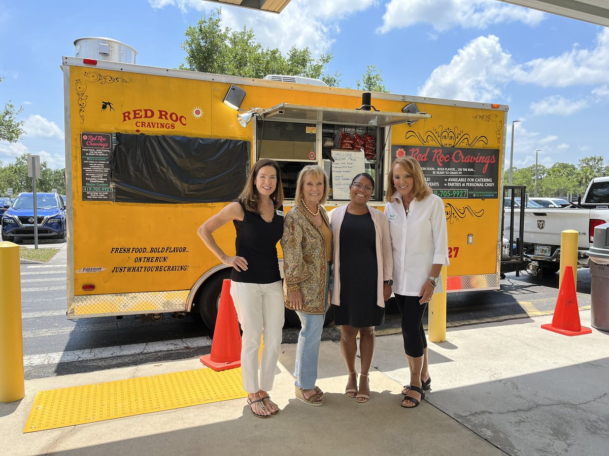 CypressPalm's tweet photo. Thank you Wings for a wonderful lunch for our staff!!! https://t.co/O0FRFS0BOw