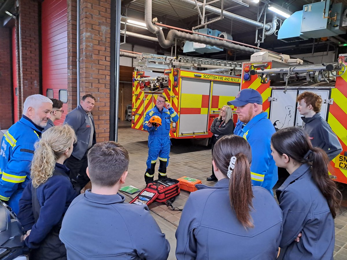 We're back! Our YVs had an input from <a href="/HMCoastguard/">HM Coastguard</a> based at Leven this week. Station Officer Schmidt and his team gave us a very insightful input regarding what they do, what equipment the Coastguard uses, and the different disciplines they specialise in. #WorkingTogether #SFRS