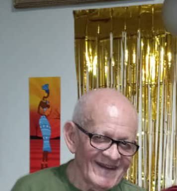 Atentos! Extraviado!!se llama José Francisco Paiva, por favor avisar si lo ven, es el suegro de un compañero de la Policía de chacao! tiene 78 años ayúdame a difundir por si alguien lo encuentra, se extravío en Chacao en las cercanías del Sambil y desde las 11am, no saben de el!